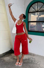 Willing To Do Relaxed Cargo Capris Red