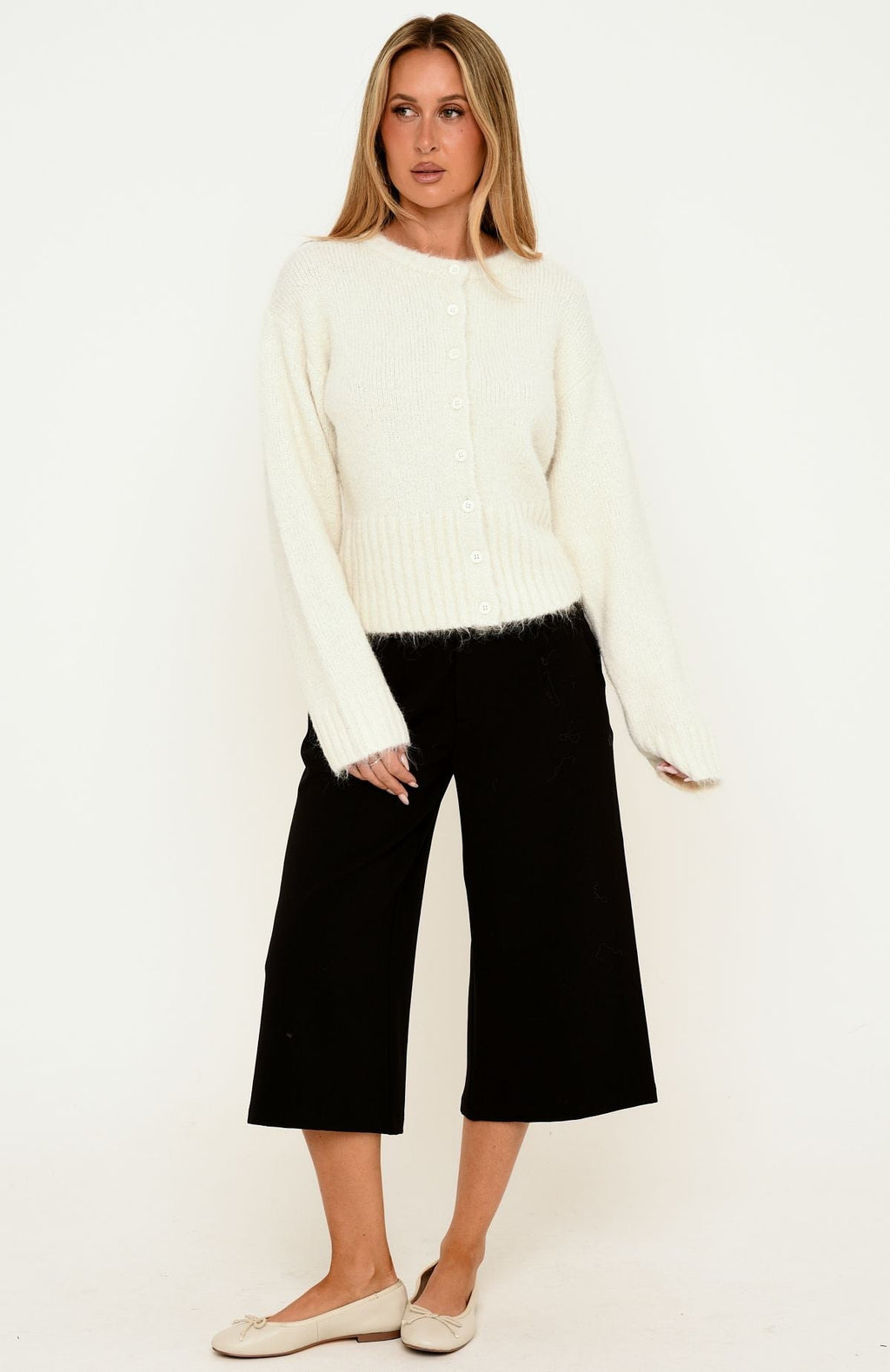Staying Calm Culottes Black