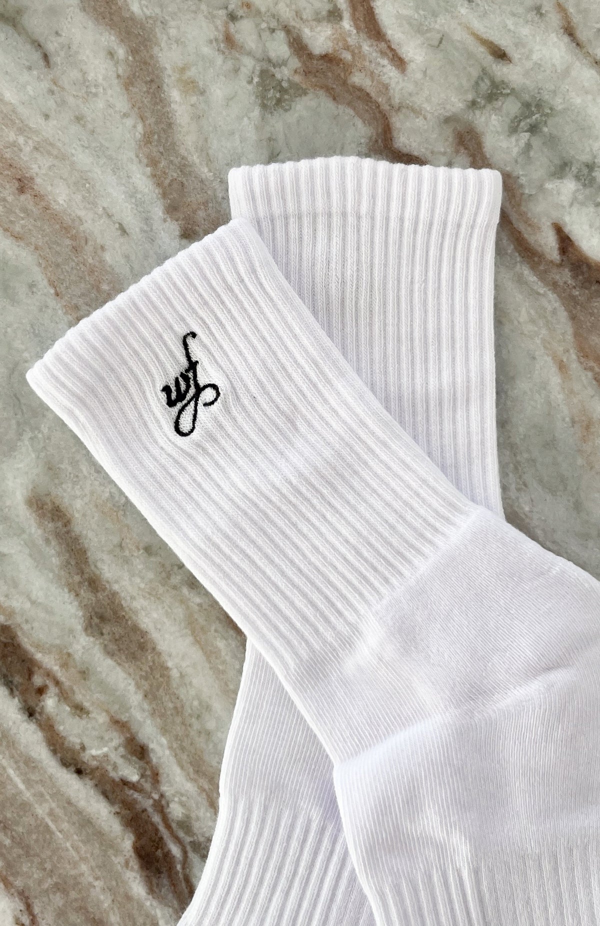 A Glimpse Socks White